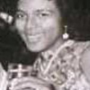 Meet your Posher, Phyllis